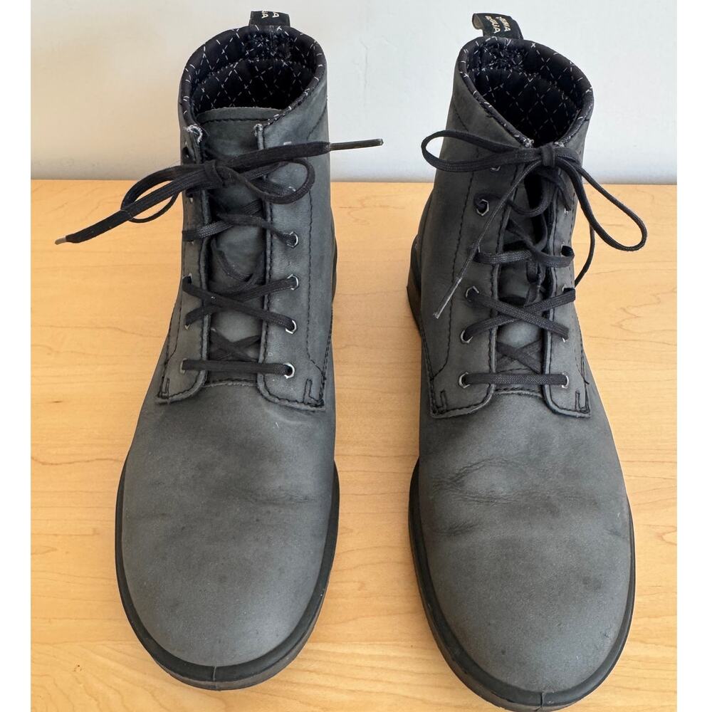 Blundstone Lace-Up Boots - Rustic Black Distressed Leather US 9